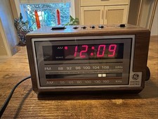 Vintage General Electric Radio Alarm Clock 80...