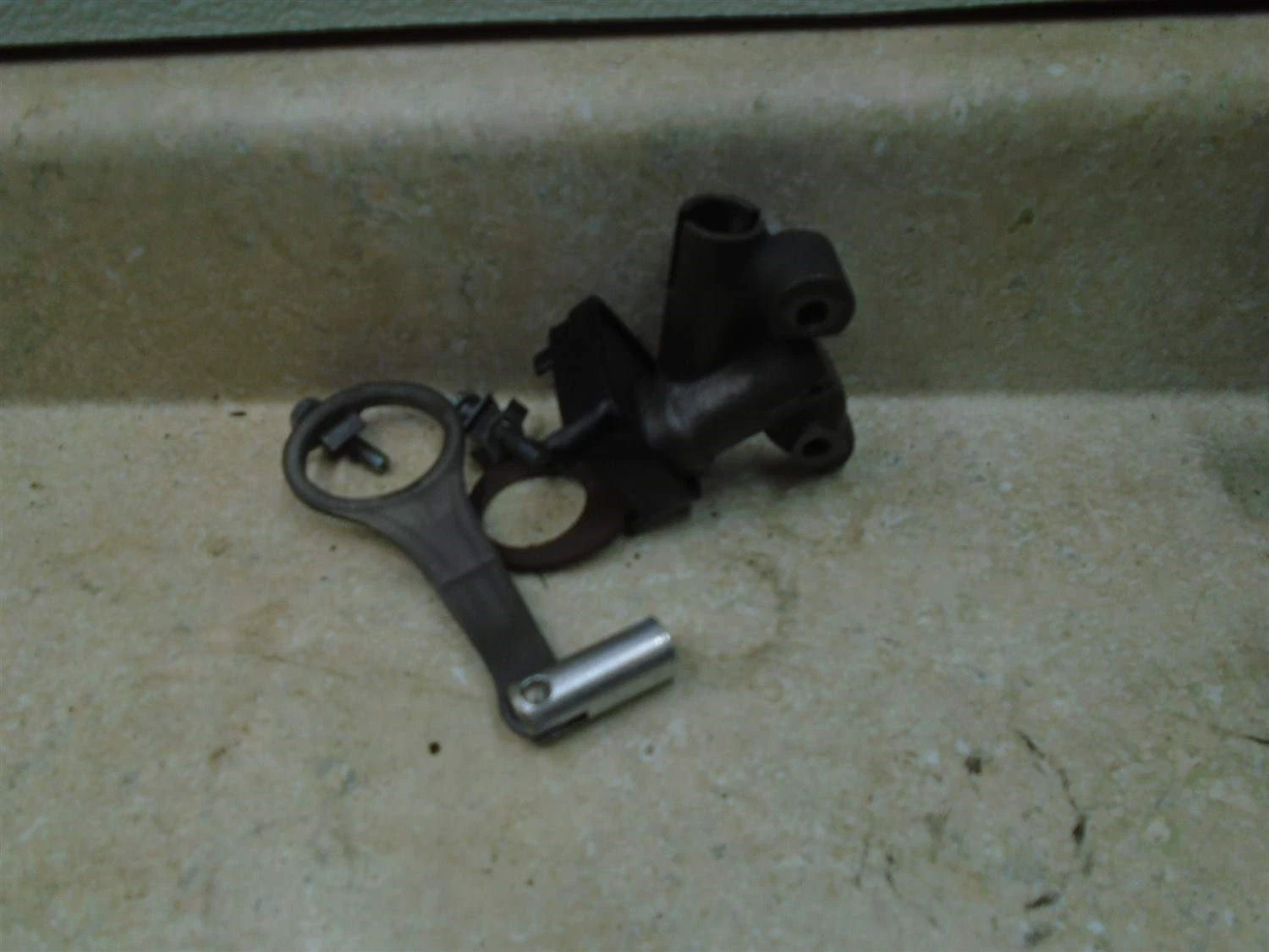Honda 175 CB TWIN CB175-K5 Used Engine Oil Pump 1971 BG HB342
