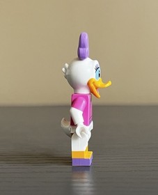 LEGO Daisy Duck Minifigure dis021 From Set 71040 Disney World Cinderella Castle