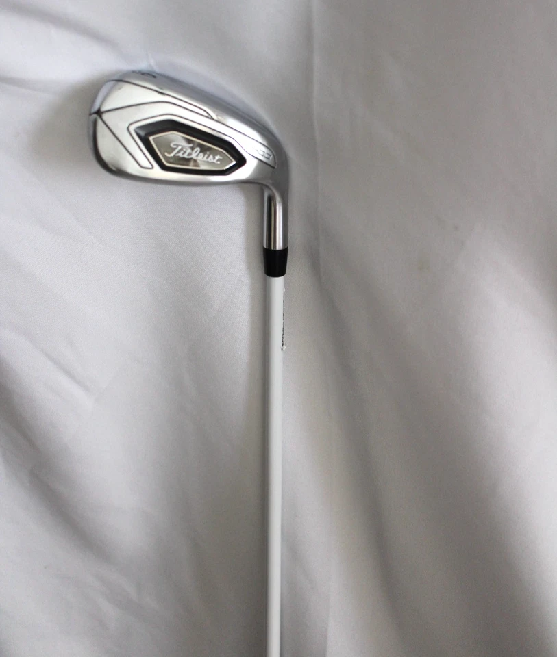 Cuña Titleist T400 49° Gap Fubuki MV SERIES IR 44 L Grafito DAMAS MUJERES FLEX Foto 2 de 4