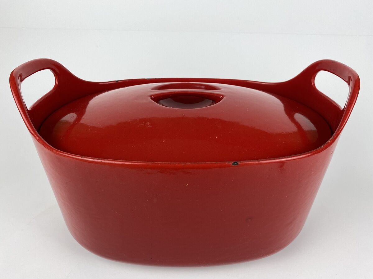 W. Rosenlew Finland Red Cast Iron Dutch Oven & Lid By Timo W. Rosenlew Finland Red Cast Iron Dutch Oven & Lid By Timo