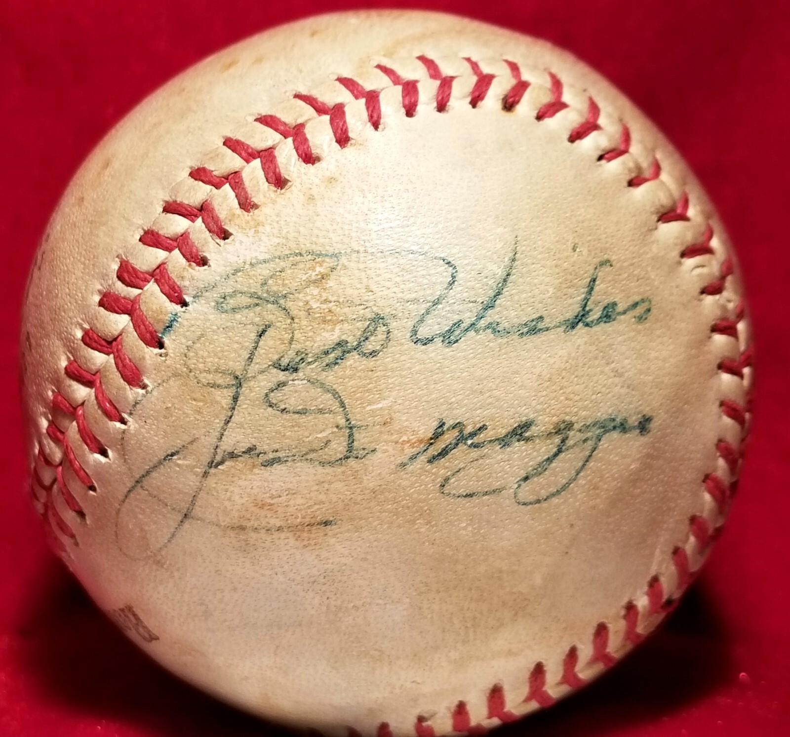 Joe DiMaggio Autographed Signed New York Yankees 1960s Ball Team HOF vtg Auto JSA 