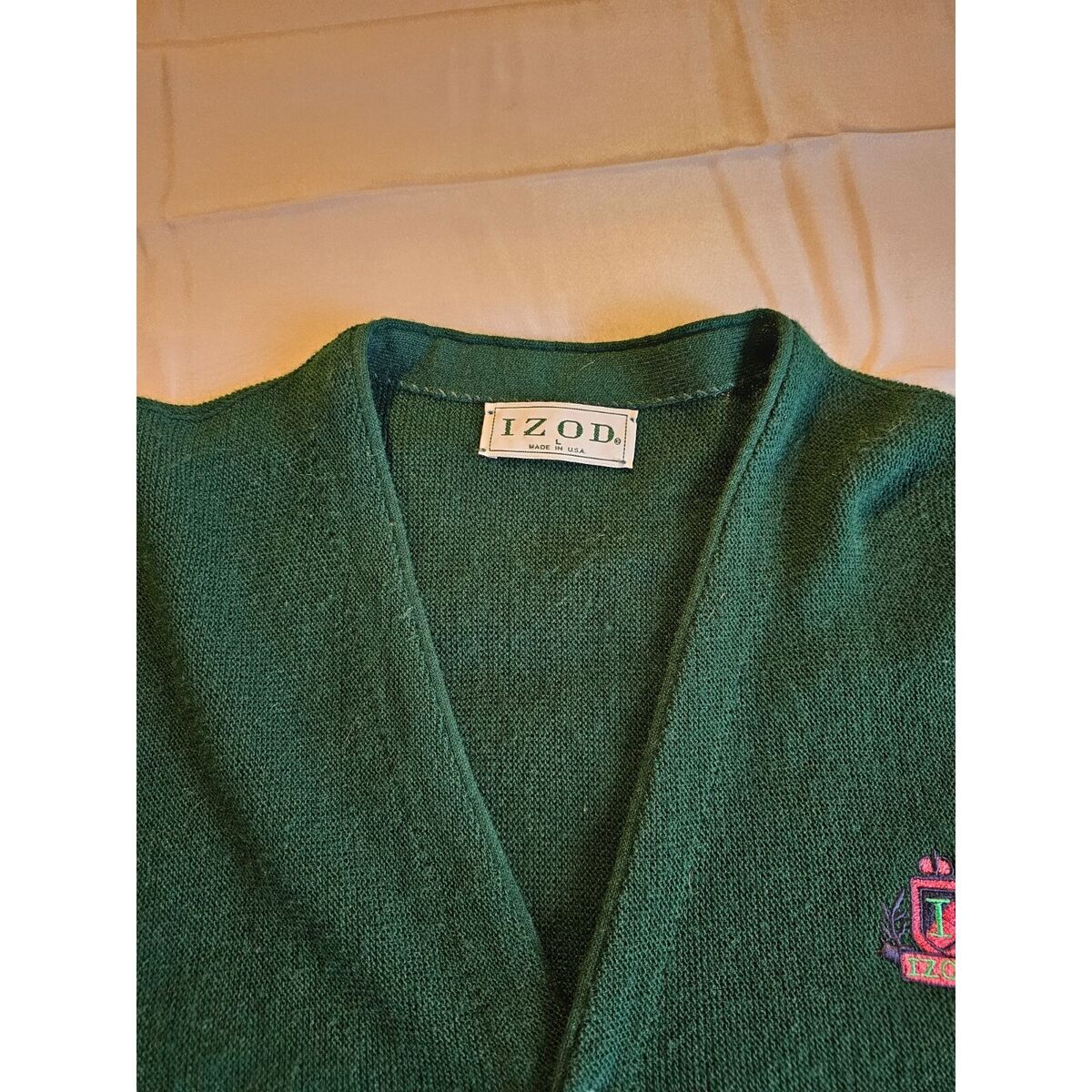 Vintage Izod Men's L Green Acrylic Cardigan Sweater Made In Vintage Izod Men's L Green Acrylic Cardigan Sweater Made In
