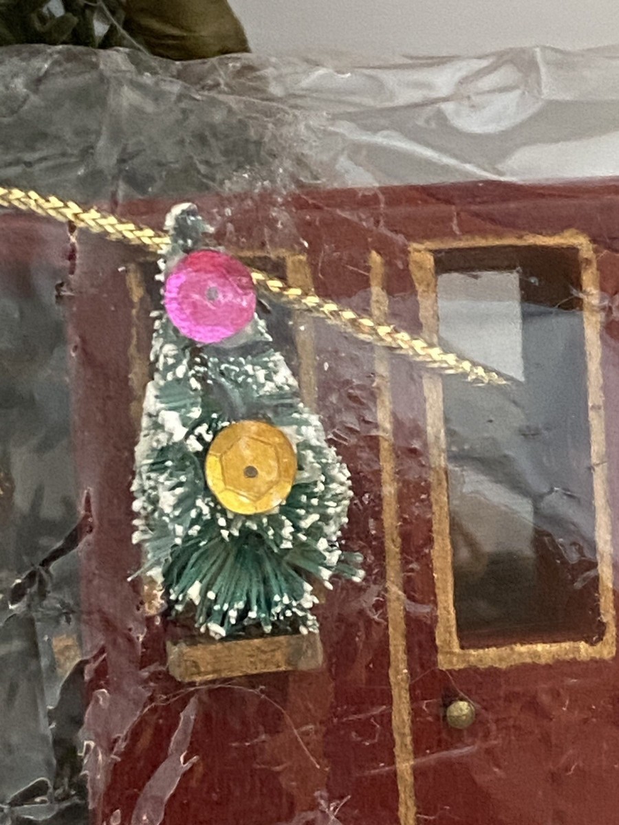 【ひまわり さま】vintage ornament ❀ かわいい 赤いおうち ひまわり さま】vintage ornament ❀ かわいい 赤いおうち