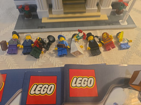 LEGO Town Hall Modular Creator Set (10224) w/ Instructions 100% Complete!!!