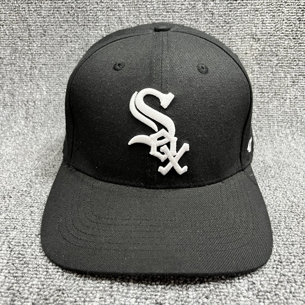 '47 Brand Chicago White Sox Snapback Hat Black White Red Underbrim Diamond Patch