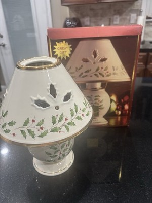 Lenox Holiday Porcelain Tea Light Candle Lamp 10  Holly & Berry Christmas 