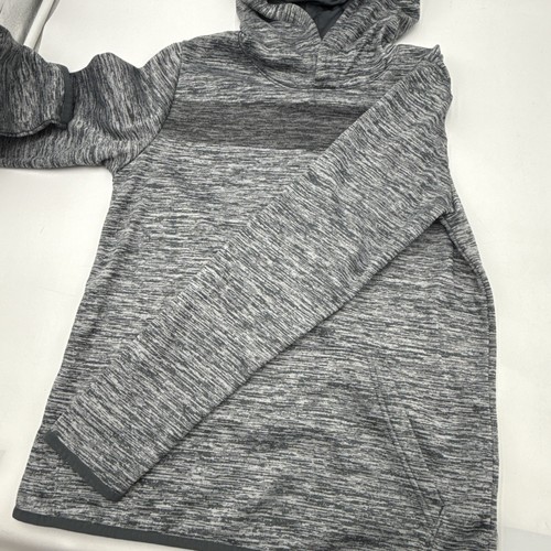 UNDER ARMOUR FLEECE LINED GRAY LONG SLEEVE PULLOVER HOODIE YOUTH SIZE L - Picture 3 of 15