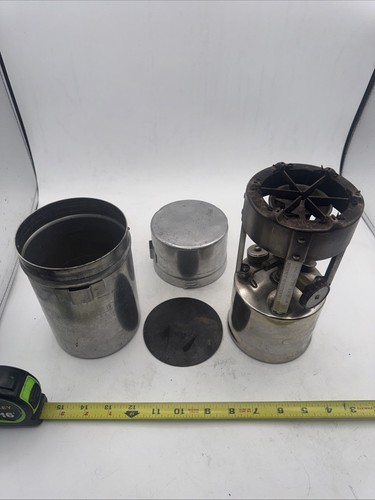 VTG Coleman Camping Stove Model 530 A46 With Case - Picture 18 of 20