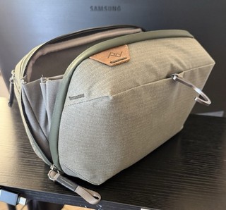 Peak Design Wash Pouch Sage Green Toiletry Bag