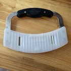 Pampered Chef Stainless Steel Crinkle Cutter Vegetable Garnisher Chopper Used. — photo 3