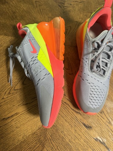 Talla 5.5 - Zapatillas Nike Air Max 270 Gris Voltio Naranja AH8050-012 (N9) - Imagen 8 de 9