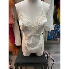 VINTAGE WHITE LACE TEDDY