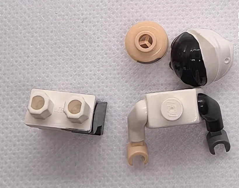 LEGO Batman Original Two Face Minifigure bat004 From 7781 - Image 4 of 4