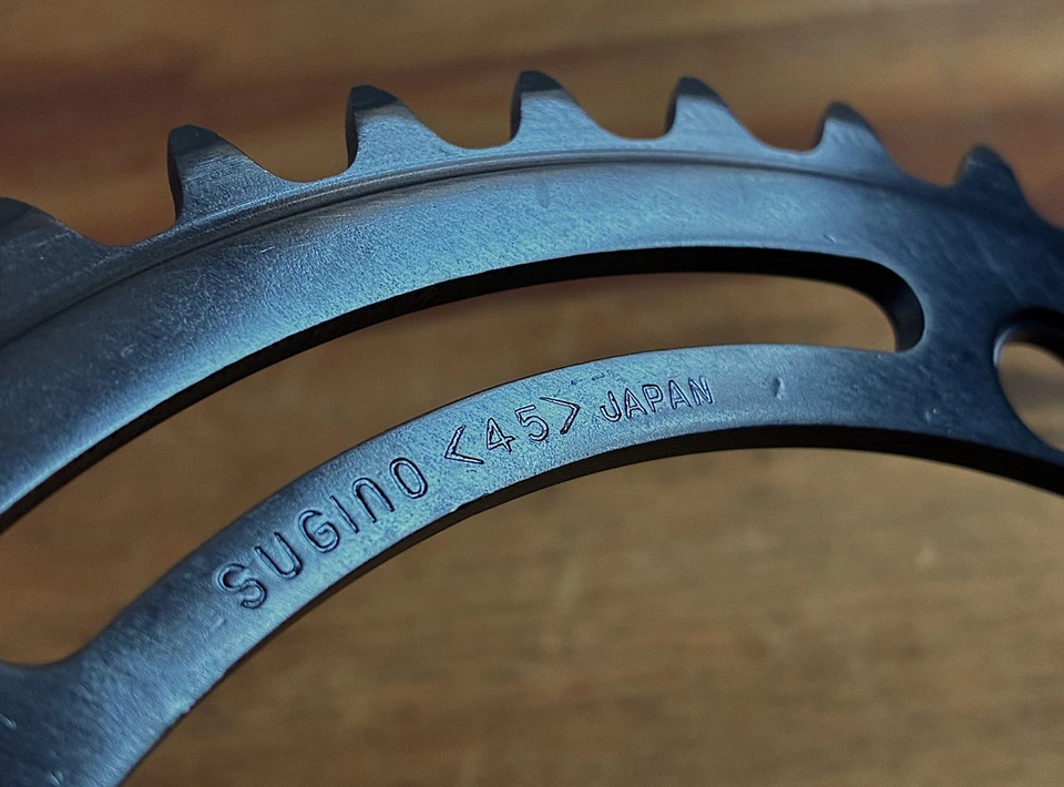 Plato Sugino Mighty Competition 45T 3/32" NOS - 144 BCD - Negro - Japón Foto 4 de 4