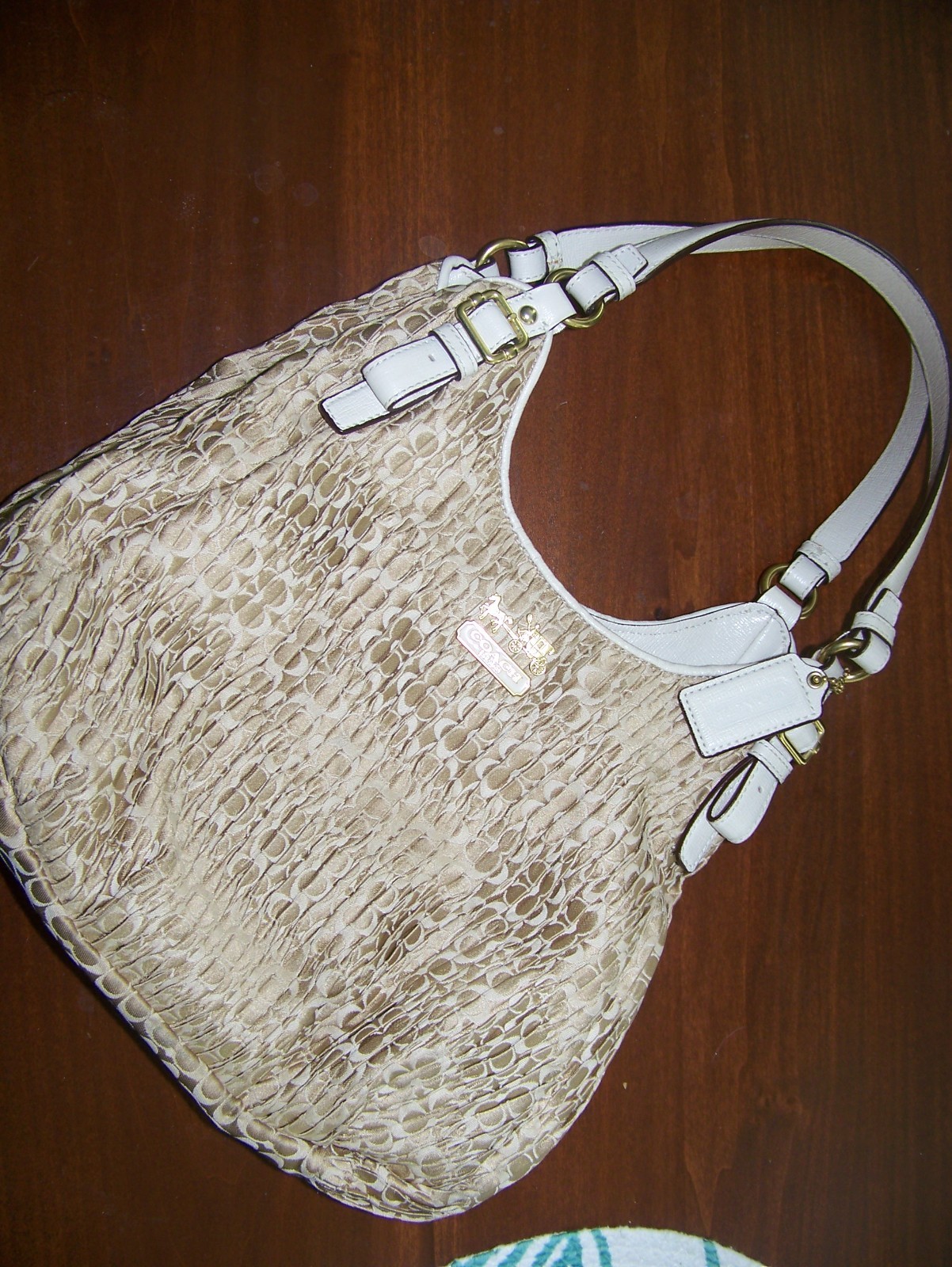 COACH Madison  Maggie Ruched Hobo style Purse Champagne Gold 18886