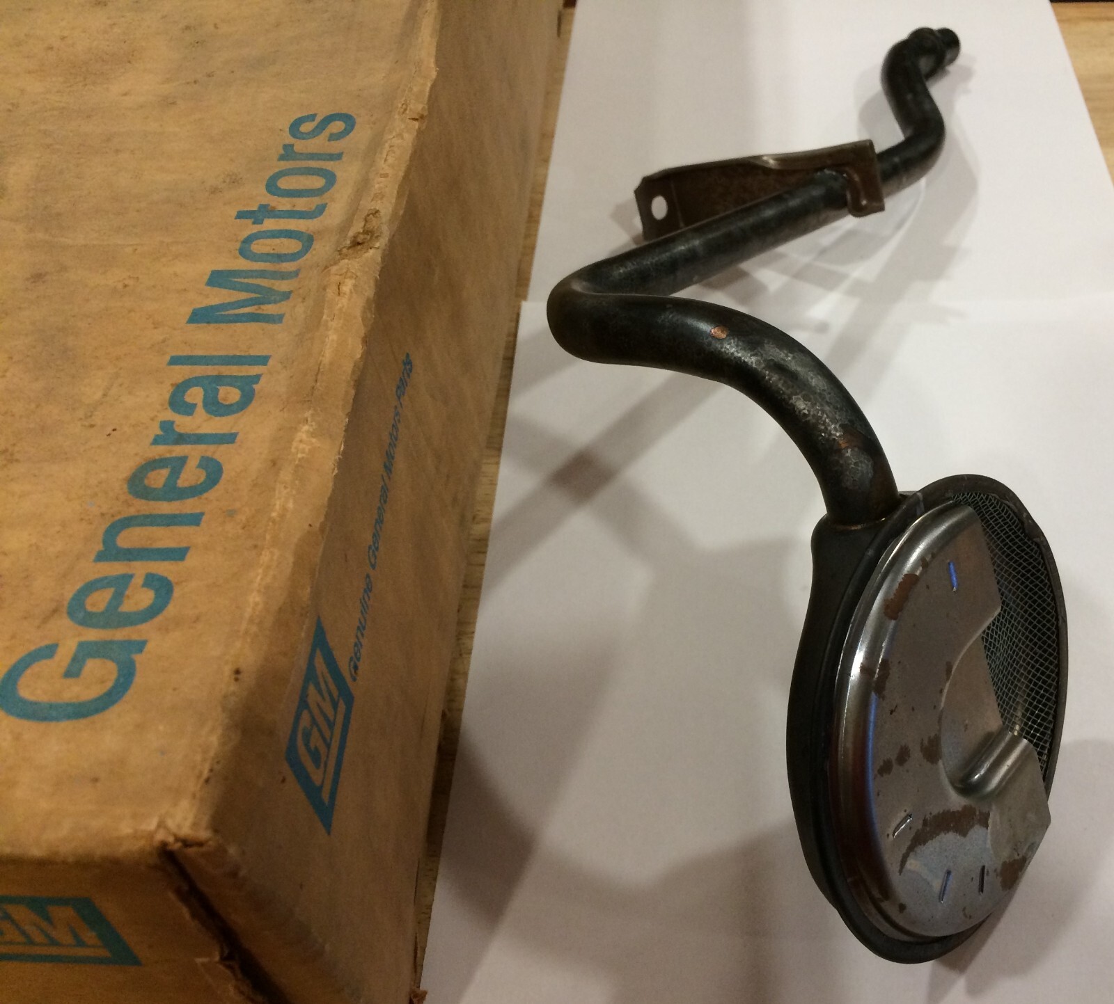 NOS GM 3853702 Oil Pickup Screen & Tube, 196364 Chevy Car/Truck with