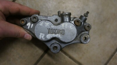 1990 90 KAWASAKI NINJA ZX1100D REAR BRAKE CALIPER OEM 43041-1800