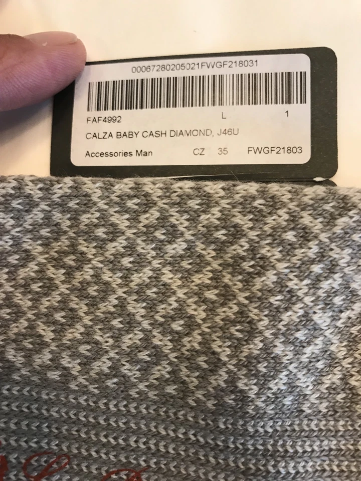 Calcetines Loro Piana 100% Cachemira Bebé Gris Claro Talla Grande Hechos en Italia Foto 4 de 4