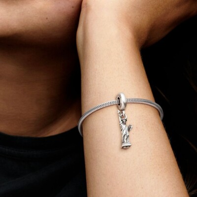 Charm de plata 925 bañada en oro amarillo de 18K con número 9