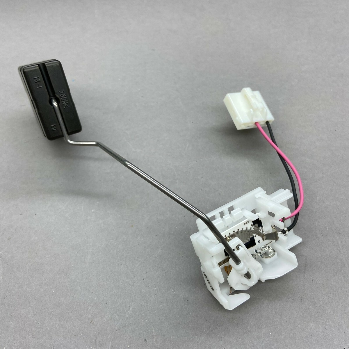 83320-42041 sensor fuel level sender gage assy for RAV4