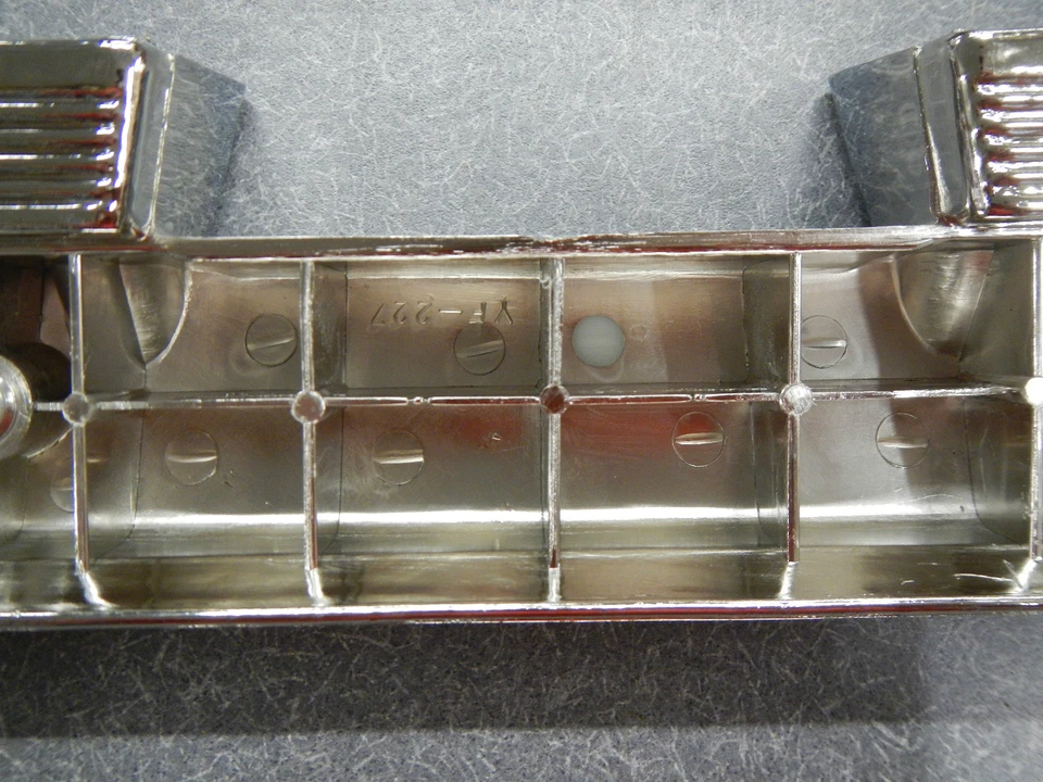 61 62 63 64 65 66 Buick LeSabre Invicta Wildcat Electra 225 reposabrazos base par Foto 3 de 4