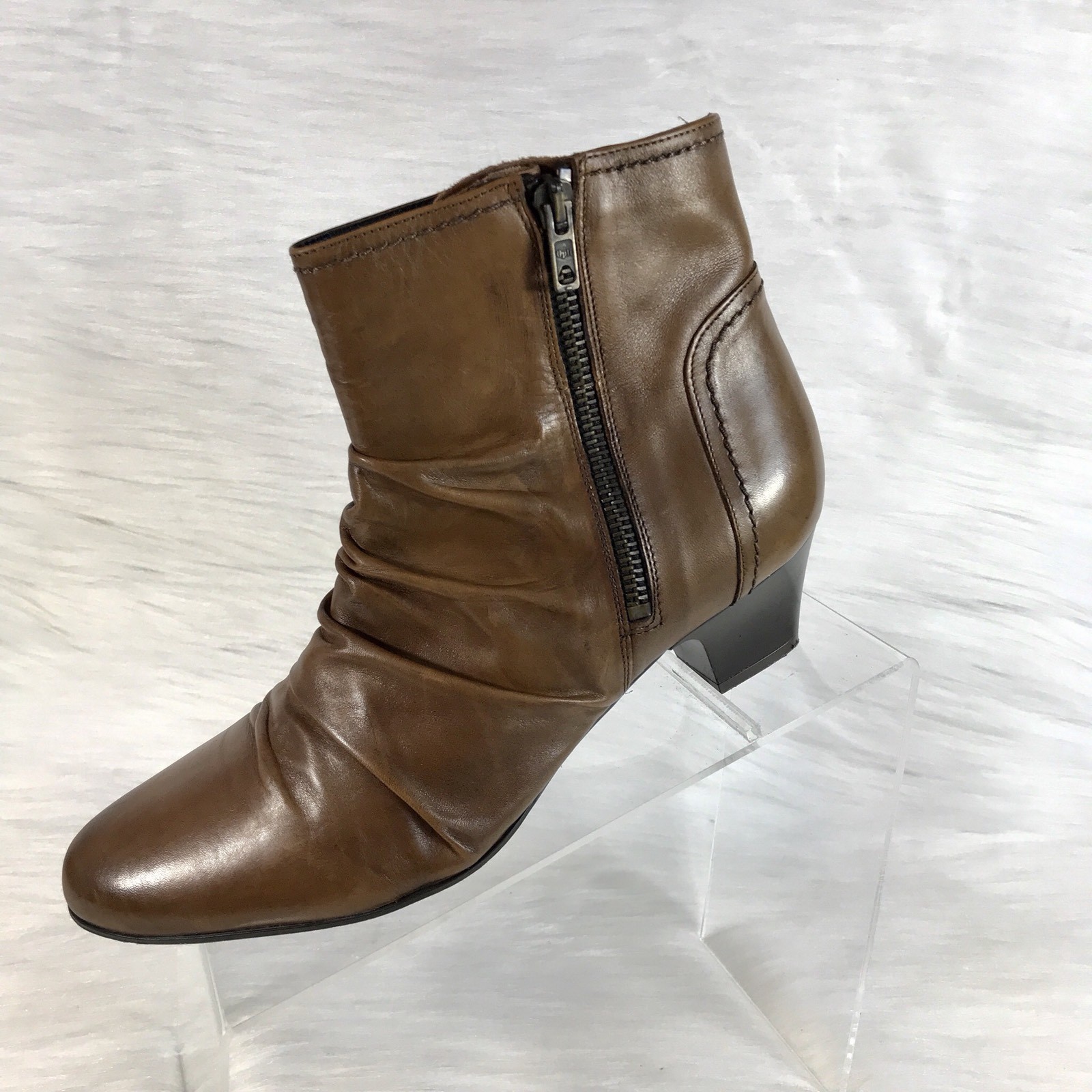 Clarks Artisan Women's Women's Women's Ankle Boots Brown Leather Low Heel Size 9.5 M ebbd6a Clarks Artisan Women's Women's Women's Ankle Boots Brown Leather Low Heel Size 9.5 M ebbd6a
