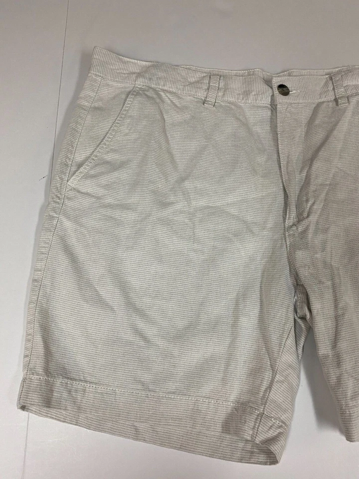 St. Johns Bay Mens Chino Shorts 42 striped straight  - Image 3 of 4