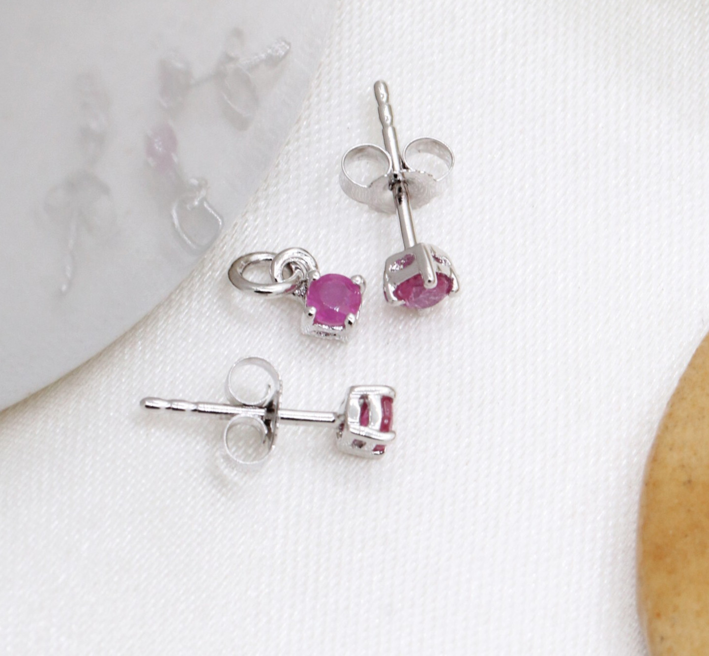 Juego De Joyería Para Dama De Pendientes Y Colgante De Rubí Natural De Plata 925