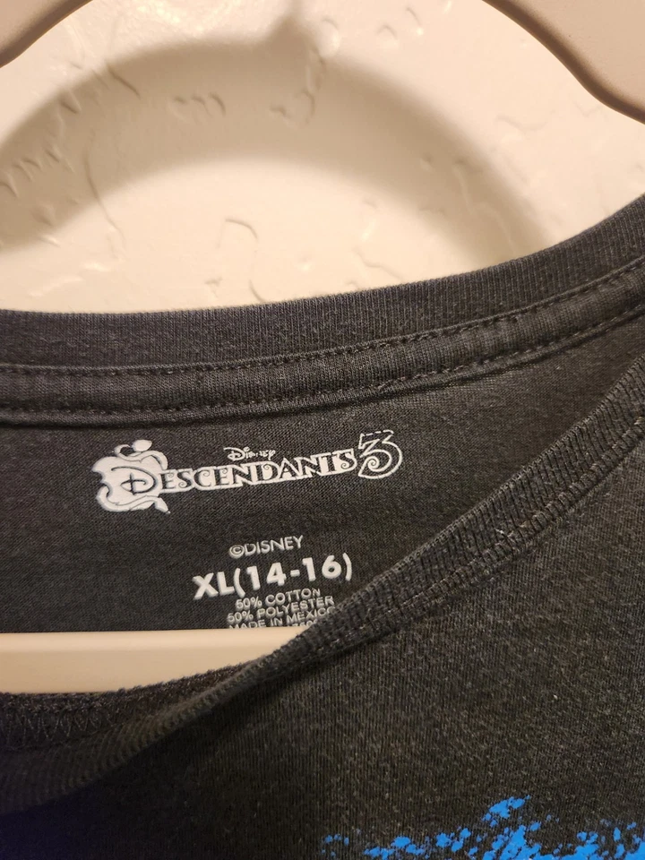 Disney Descendants 3 "So Not Ordinary" T-Shirt Youth Girls XL (14-16) - Image 3 of 4