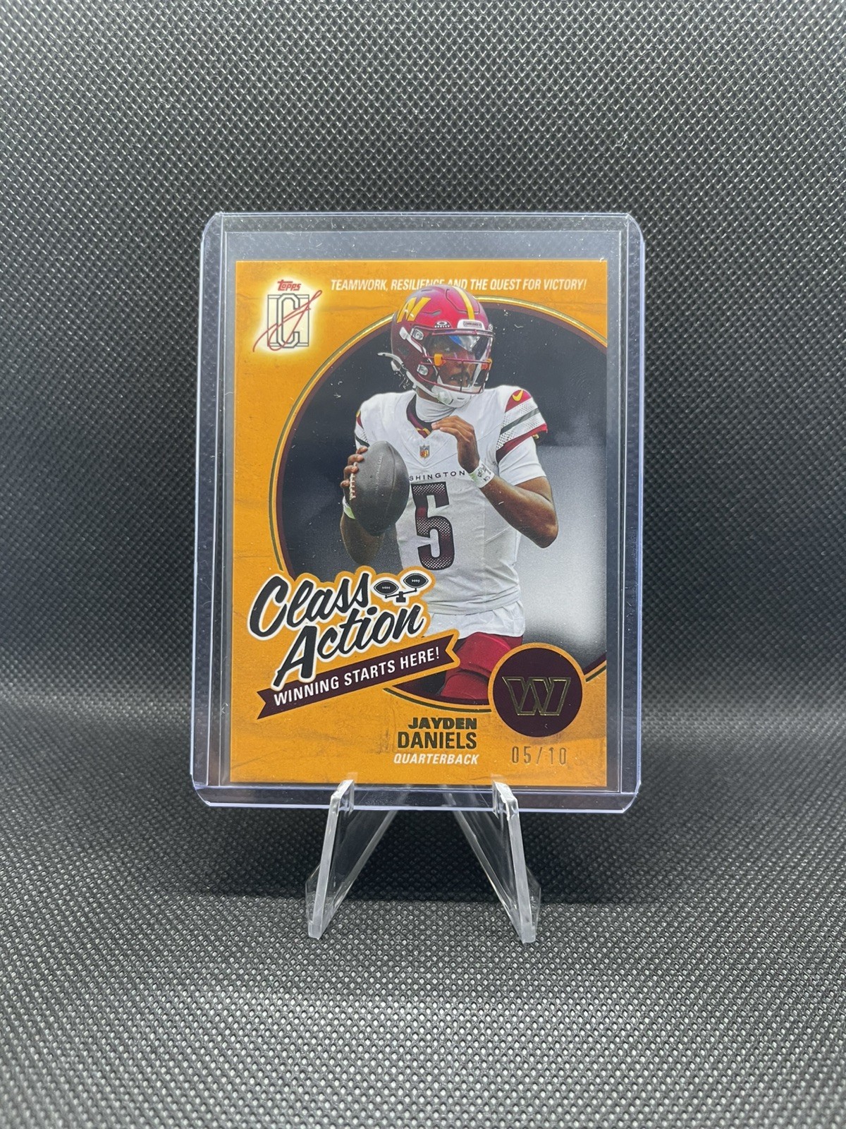 2025 Topps Signature Class Jayden Daniels CA-24 Class Action 5/10 Jersey Match