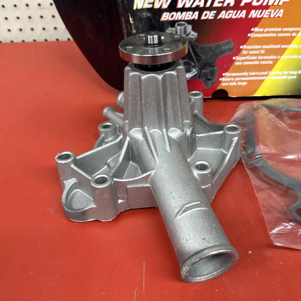 Bomba de agua US7103 US Motor Works 1980-1992 bloque pequeño Chrysler 318/360ci Foto 3 de 4
