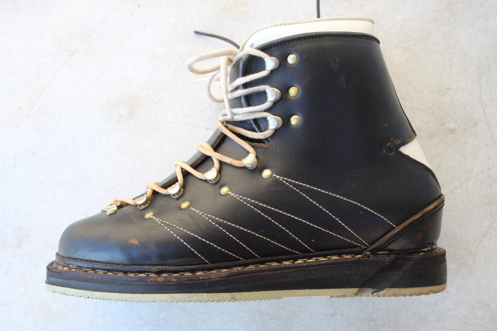 SALOMON Stivali da sci vintage Casserousse Fit neri in pelle italiana taglia 39 EUR 6 donna 8