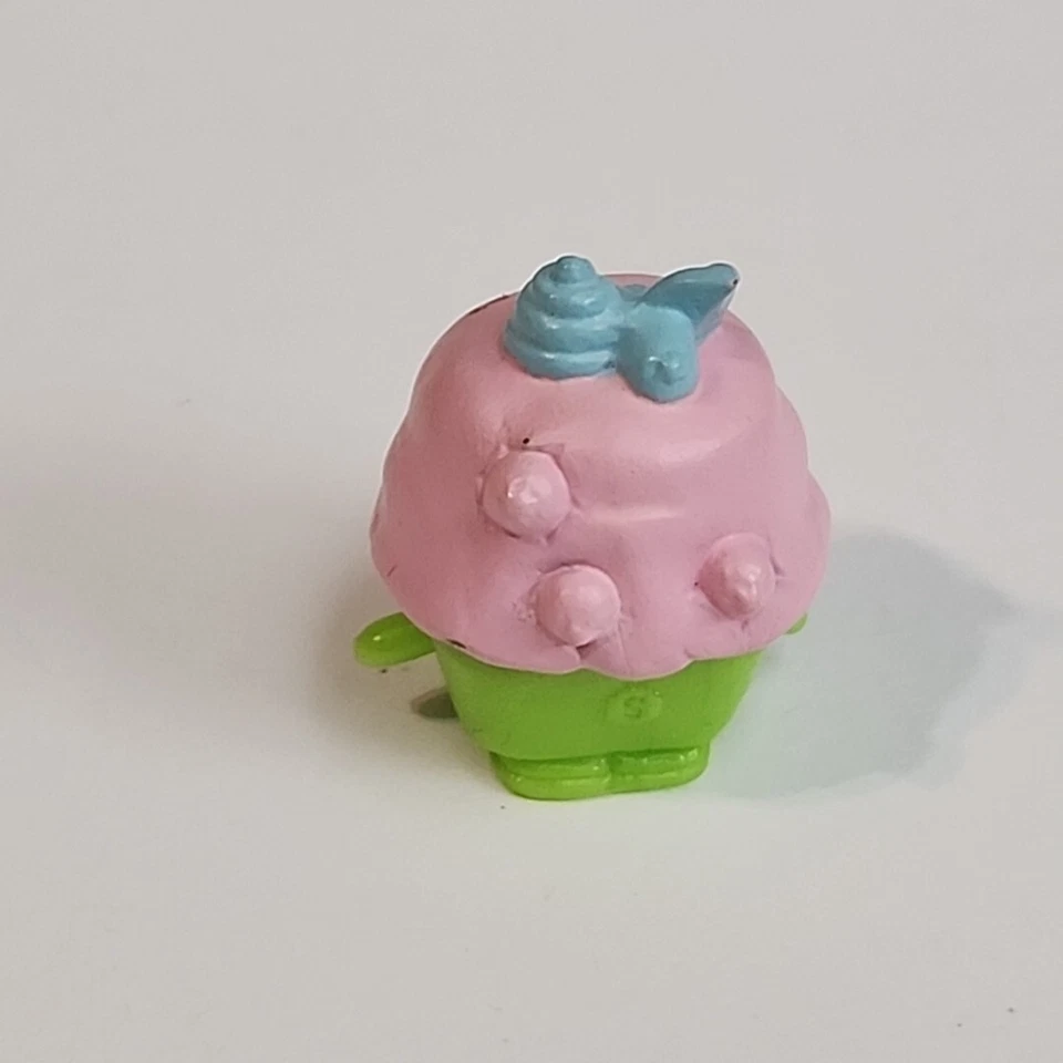 Shopkins Mini Muffin Figure Pastry Collectible Toy Green Pink Icing Blue  - Image 4 of 4