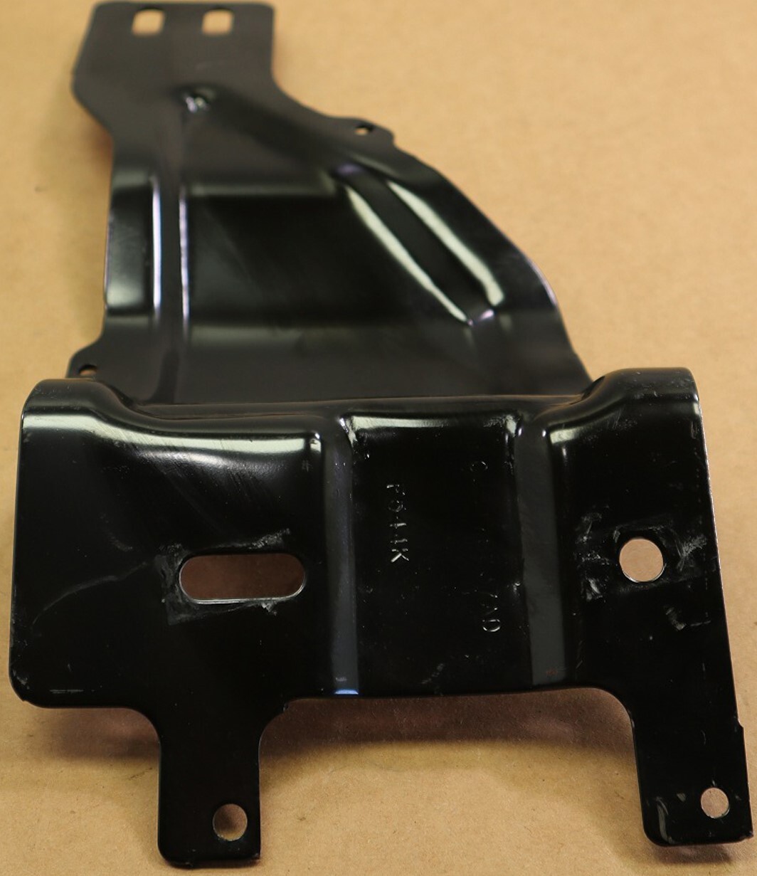 17-22 Super Duty Driver-Side Outer Front Bumper Mounting Bracket HC3Z17B837C OEM