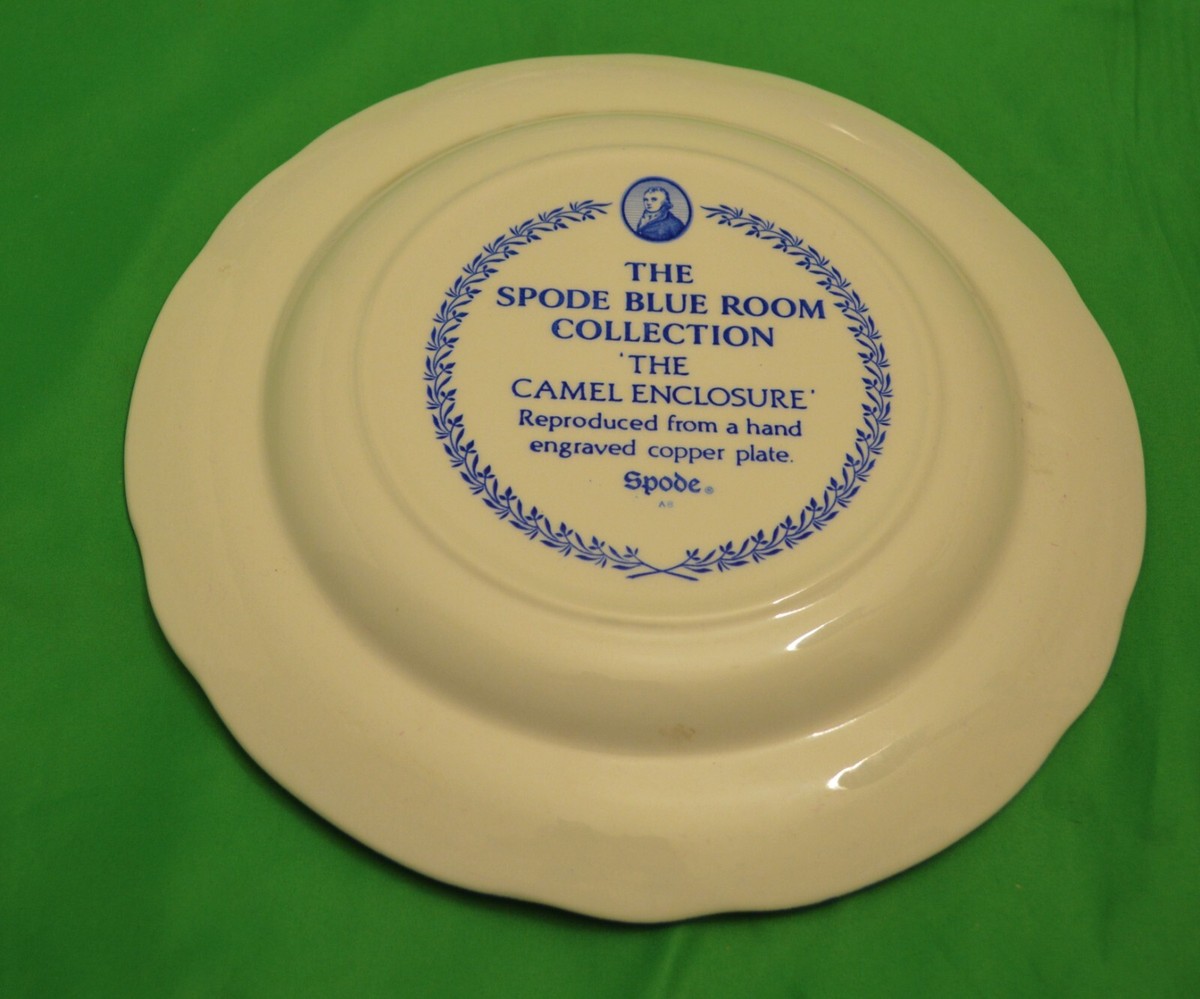 Spode Blue Room Collection Decorative Plate with Animals theme
