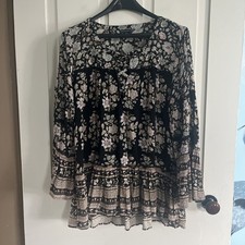 American Eagle Blouse Top Tunic Peasant Floral Boho Bell Sleeves Size Medium