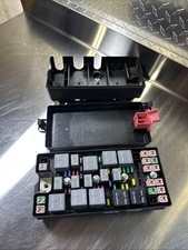 2005-2006 Ford Mustang 4.6 Auto Under Hood Fuse Box Power Distribution Oem