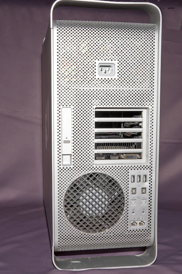 Mac Pro 5.1 2010, 3,46GHz 6core, SSD 240GB, 64GB RAM, Radeon RX570 4GB, Sequoia - Bild 3 von 4