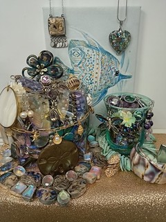 Mystery Jewelry Jar Mermaid Queen's Private Collection Natural Stones Shell