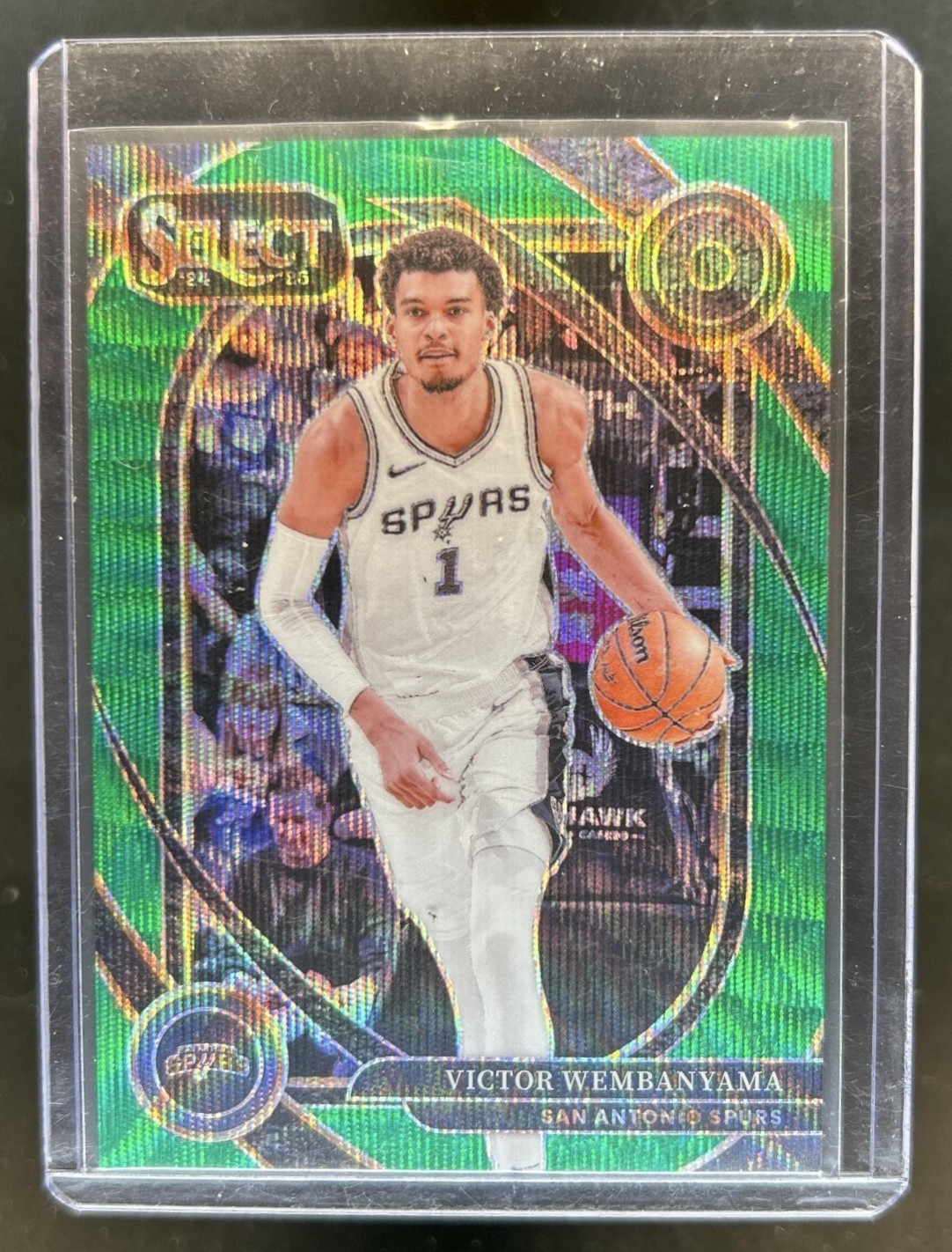 2024-25 Panini Select Victor Wembanyama Courtside Green Wave Prizm #/50 Spurs
