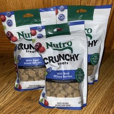 3 sachets de friandises croquantes pour chien Nutro avec de vraies baies mélangées