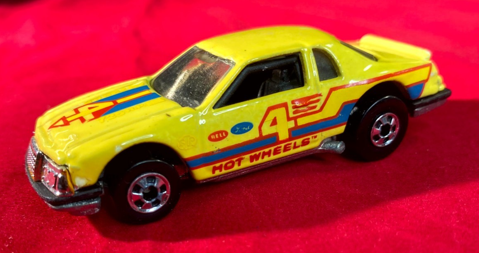 Interesting Hot Wheels Thunder Burner Pictures