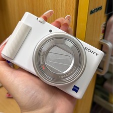 Sony ZV-1 Digital Camera 20.1 MP 2.7x Optical Zoom 4K Video Recording Time Lapse