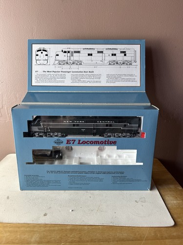 Proto 2000 HO Scale #21064 New York Central #4009 E7 Lokomotive (A-Unit) | Zustand: Used