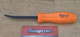 Snap On SPB8A 8" Long Orange Hard Handle Pry Bar