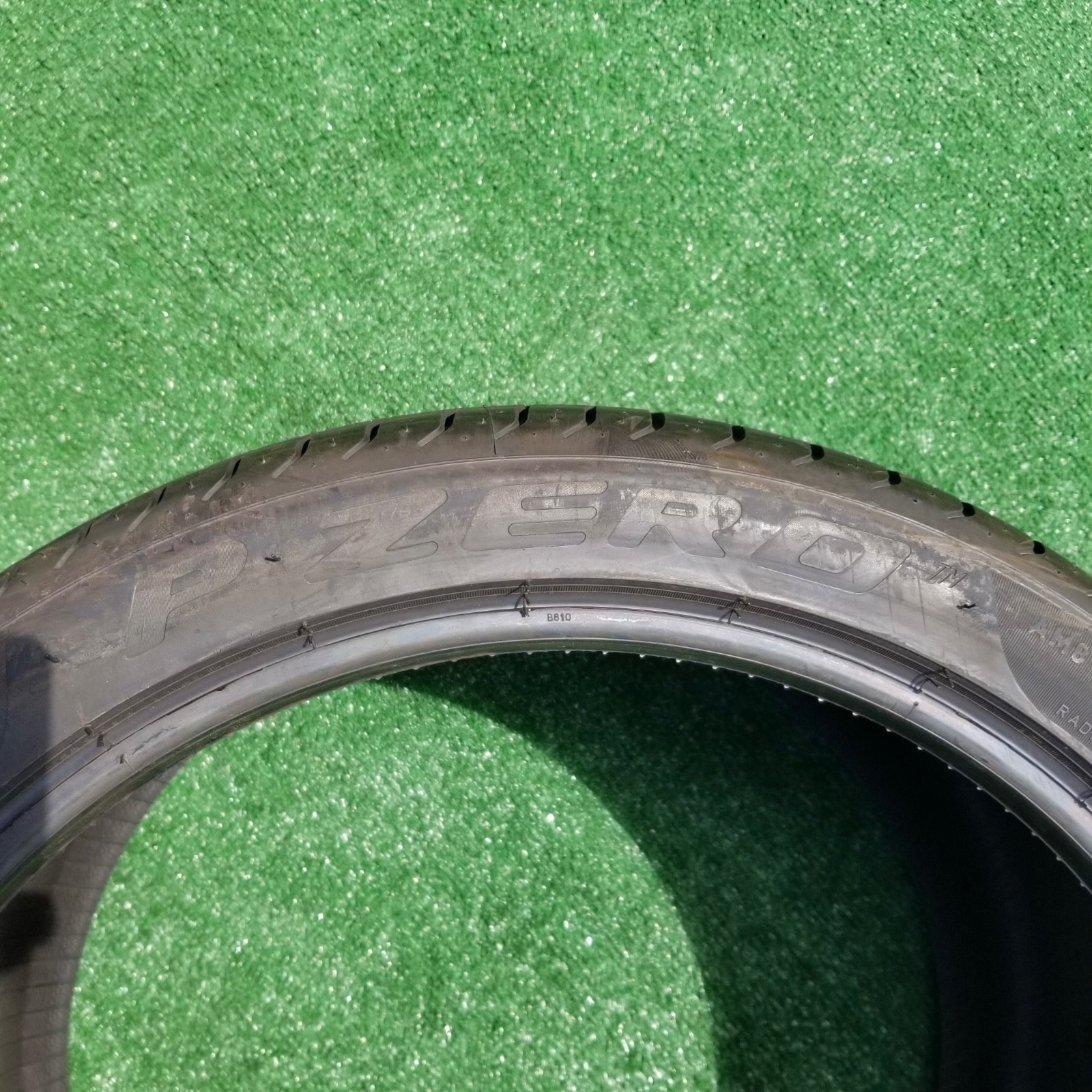New 295/30R19 Pirelli P Zero Tires 295/30ZR-19 295/30ZR19 AM8 Aston Martin 100%