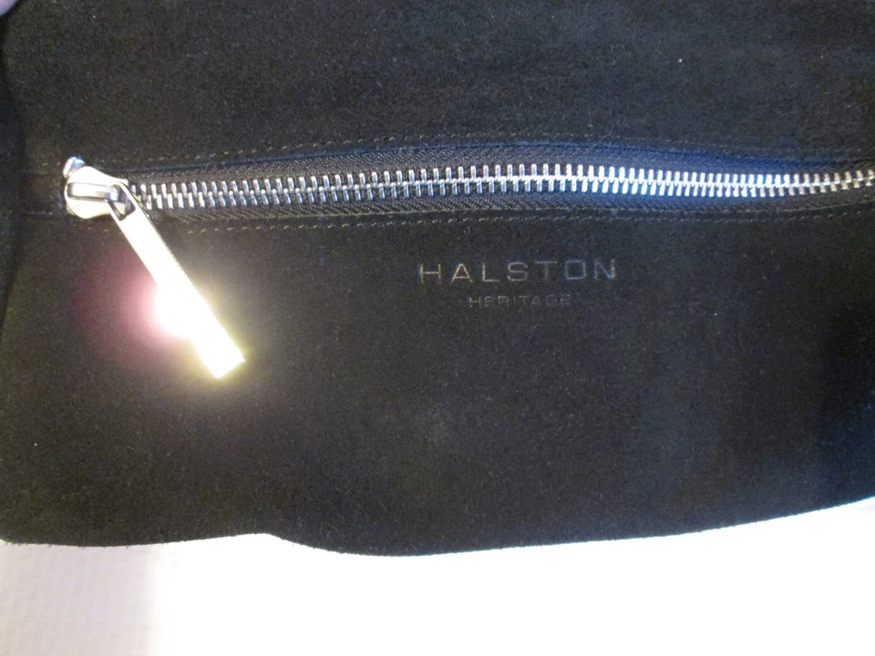 Cartera bandolera Halston Heritage de gamuza negra Foto 3 de 4