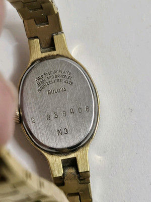 Vtg Swiss Made 1973 Ladies Bulova Watch 17 Jewels 10kt  display picture 2