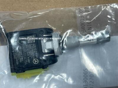 Mercedes Benz Genuine C300 C43 AMG Tire Pressure Monitor Sensor OE  